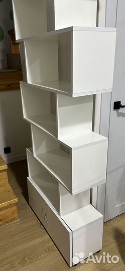 Стеллаж для книг