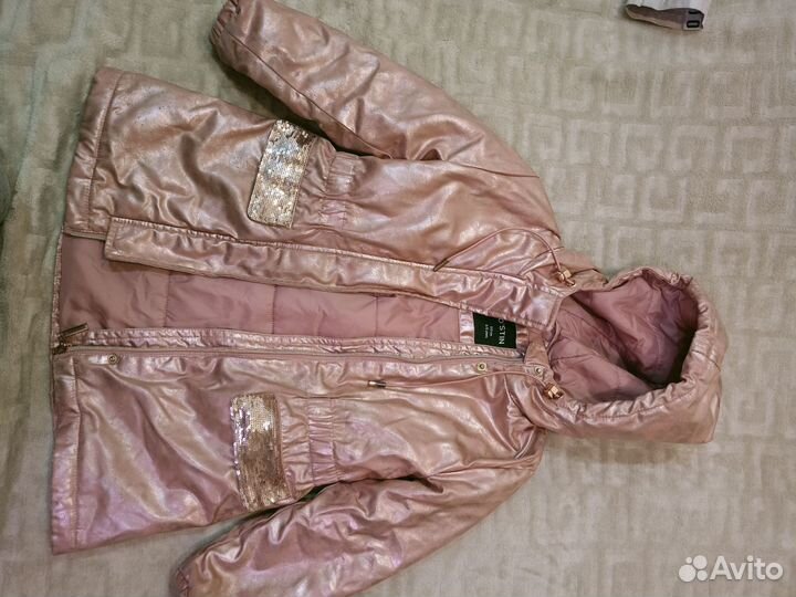 Куртка для девочки б/у 110 см