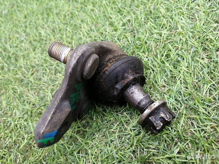 Шаровая опора передняя Toyota Corolla Fielder