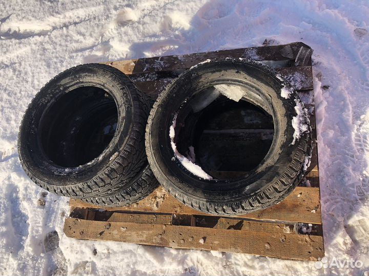 Hankook Winter I'Pike W409 185/60 R15 88T