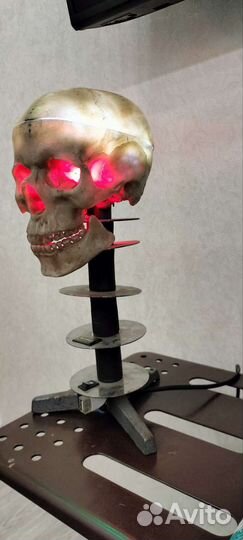 Лампа настольная