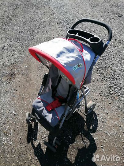 Прогулочная коляска