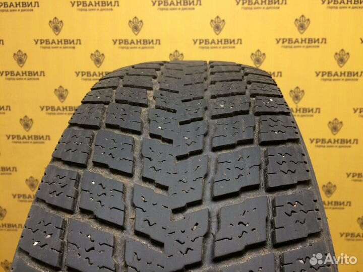 Roadstone Winguard SUV 215/70 R16 100T