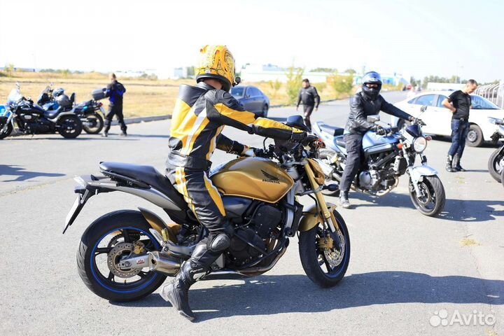 Мотокомбинезон раздельный кожаный