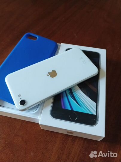 iPhone SE (2020), 128 ГБ