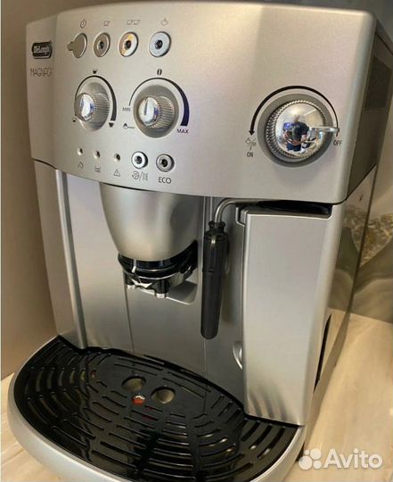 Кофемашина Delonghi Magnifica Esam