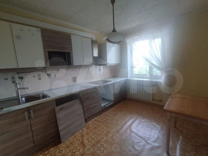 4-к. квартира, 70 м², 5/5 эт.