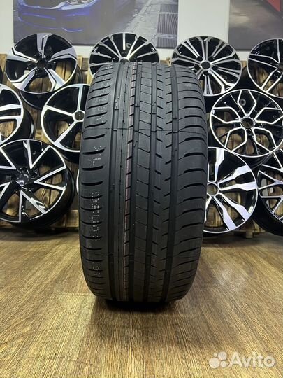 CrossLeader DSU02 275/40 R19 105Y