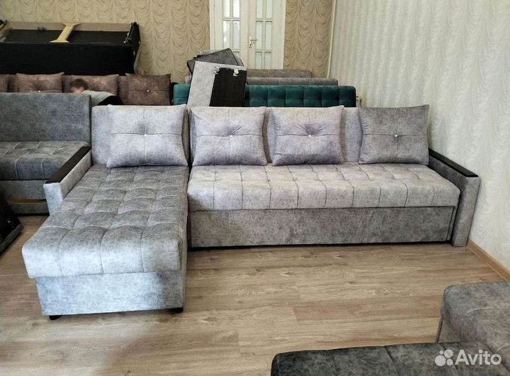 Диван угловой раскладной в наличии