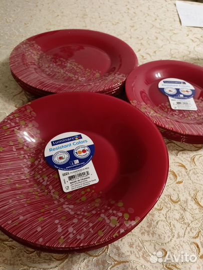 Столовый сервиз тарелки