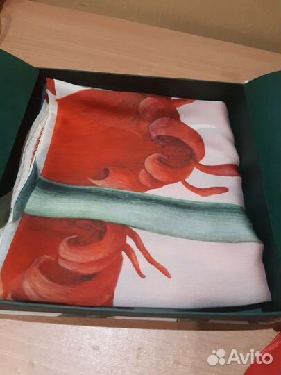 Палантин, шелк, новый.Италия