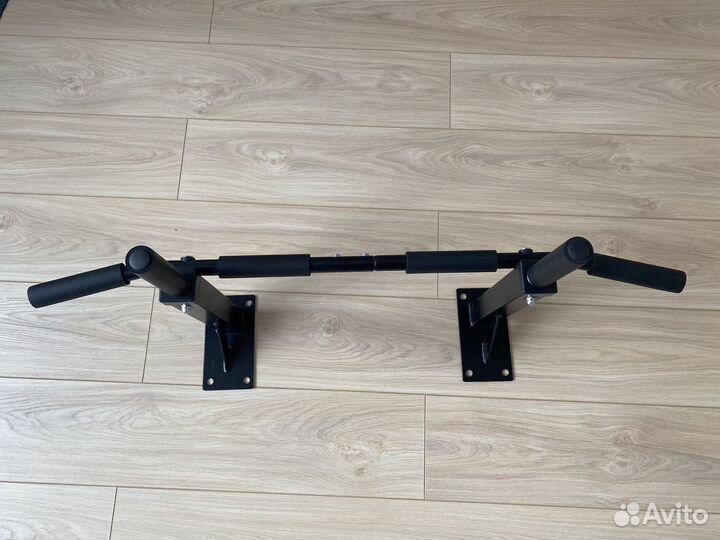 Турник настенный torneo новый