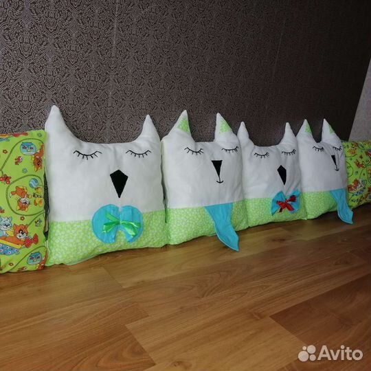 Бортики в кроватку новые