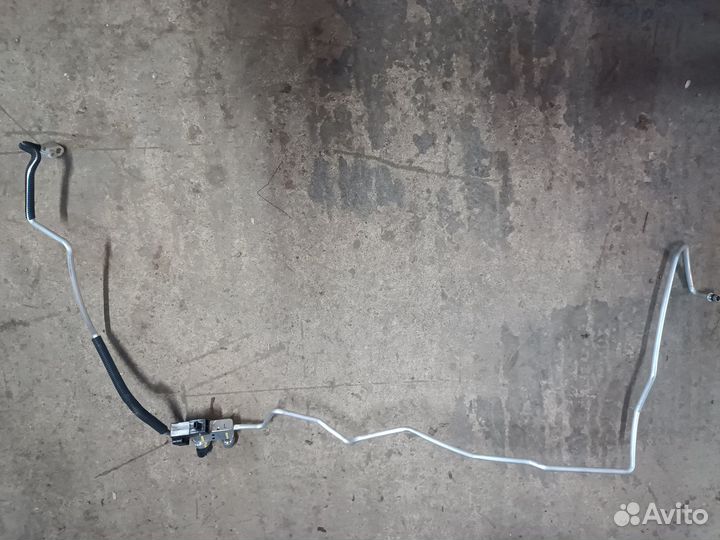 Трубка кондиционера Тойота камри Toyota Camry XV40