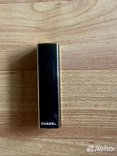 Помада Chanel rouge allure