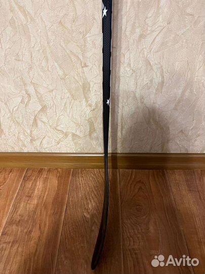 Клюшка хоккейная