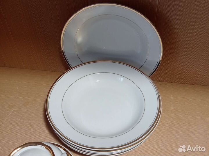 Набор столовой посуды остатки