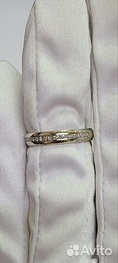 Золотое кольцо с камнем 16р