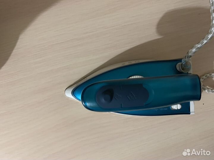 Утюг дорожный Polaris