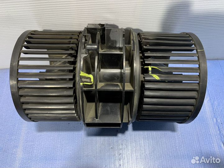 Вентилятор мотор печки отопителя Renault fluence