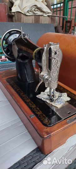 Швейная машинка бу ручная