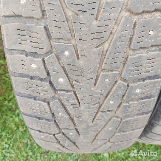 Nokian Tyres Hakkapeliitta 7 SUV 235/65 R17 108T