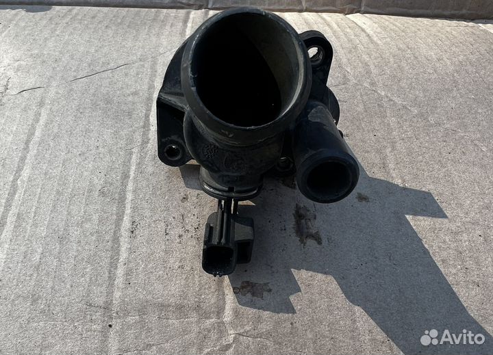 Корпус термостата Ford Mondeo 3