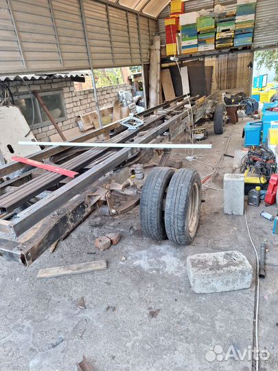 Пчелоприцеп легковой