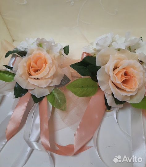 Ленты и банты для украшения машины