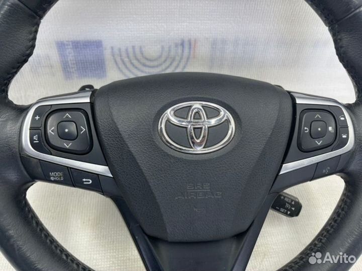 Рулевое колесо Toyota Camry V55 2014-2018