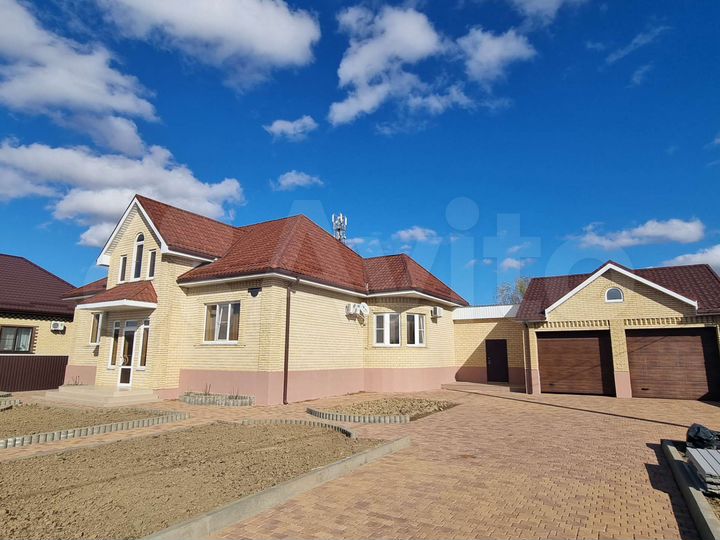 Дом 160 м² на участке 12 сот.