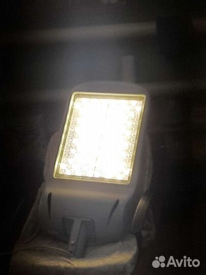 Фонарь прожектор светодиодный