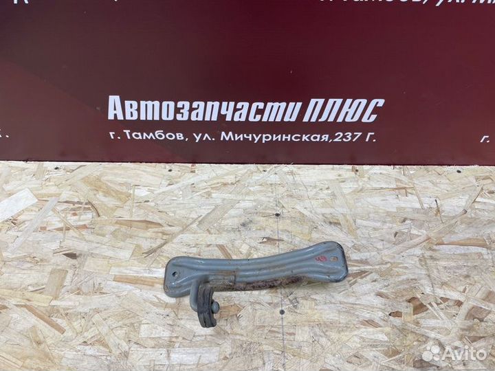 Кронштейн глушителя LADA Vesta