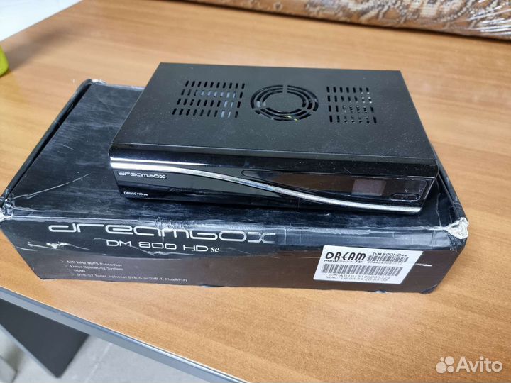 Спутниковый Ресивер Dreambox 800 hd SE wifi