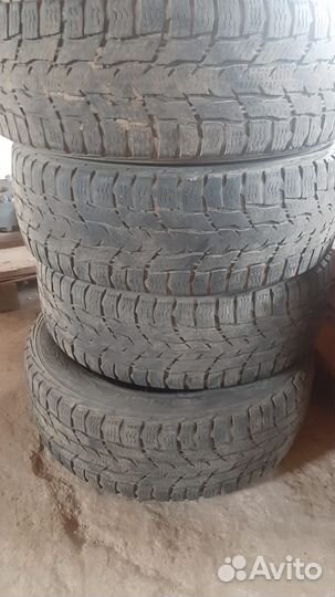 Nokian Tyres Hakkapeliitta CR3 215/60 R17C 109H