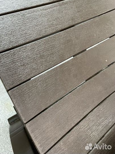 Шезлонг лежак пластиковый