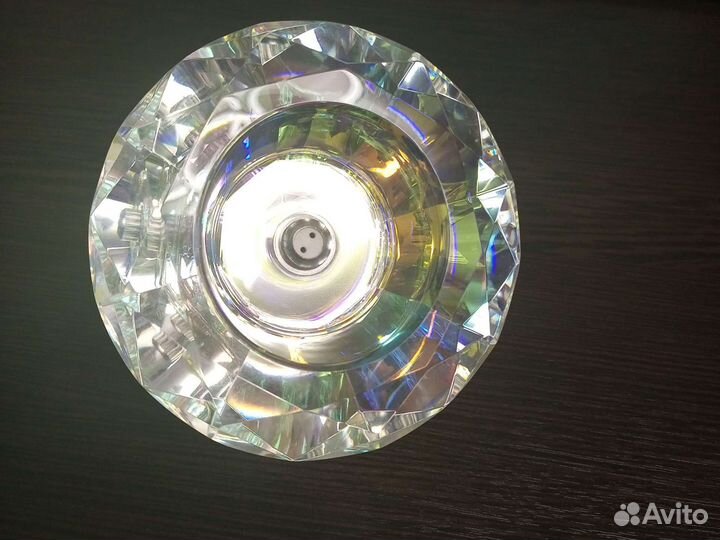 Светильник встраиваемый