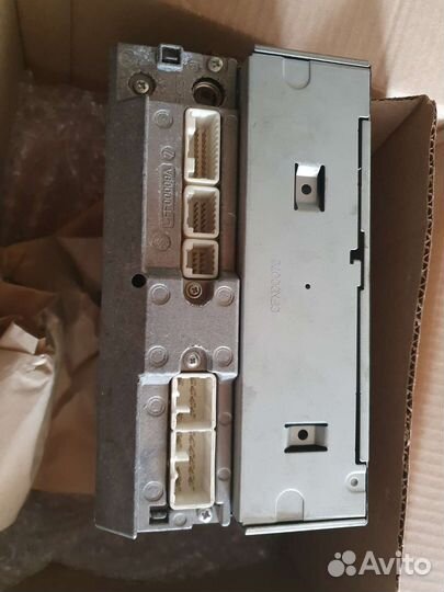 Штатная магнитола на Toyota corolla 120