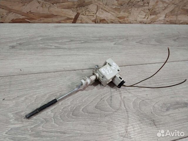 Замок лючка бензобака Volkswagen Passat B5