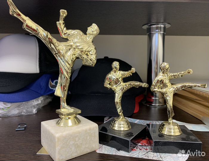 Спортивные кубки