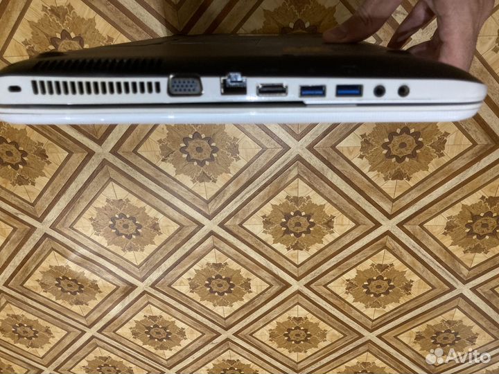 Ноутбук toshiba satellite L870