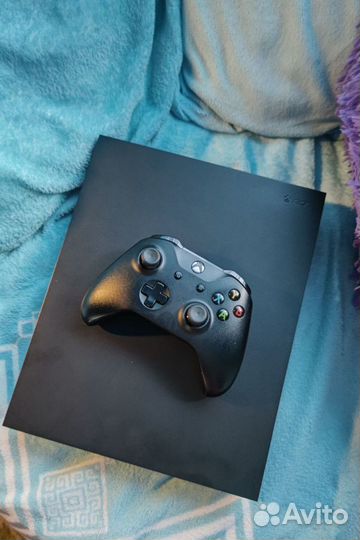 Xbox one X 1tb