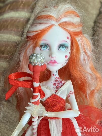 Кукла ручной работы