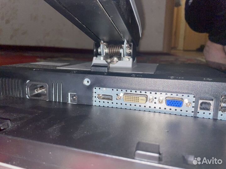 Монитор Dell
