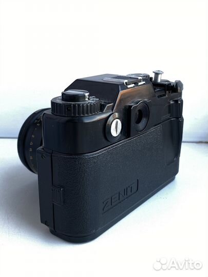 Пленочный фотоаппарат zenith 122