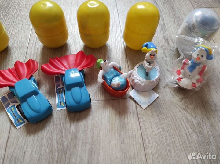 Игрушки из большого киндера