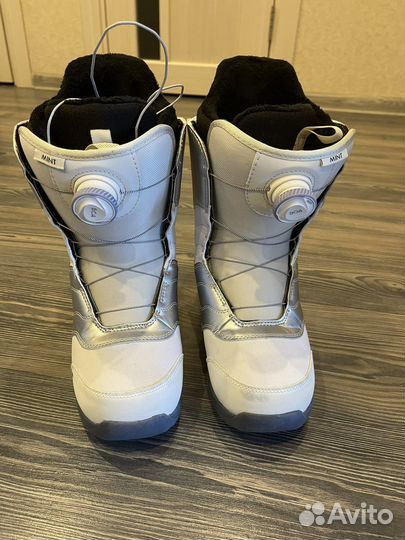 Ботинки для сноуборда burton mint boa