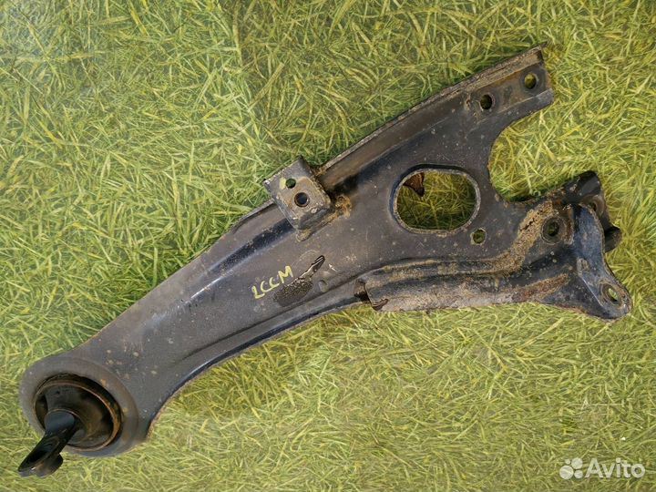 Рычаг продольный задний левый Kia Ceed ED G4FA 1.4