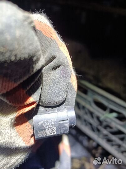 Датчик парковки парктроника Kia Sportage 3 2010-нв