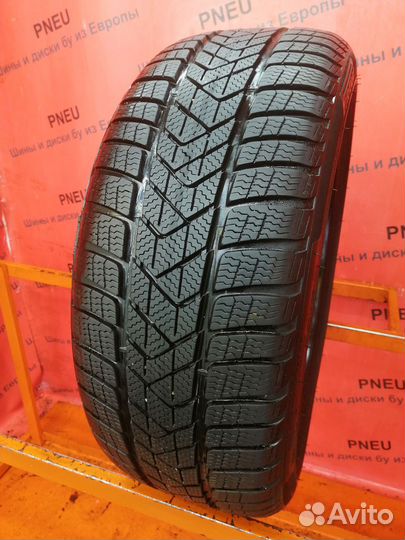 Pirelli Winter Sottozero 3 225/40 R19 93H